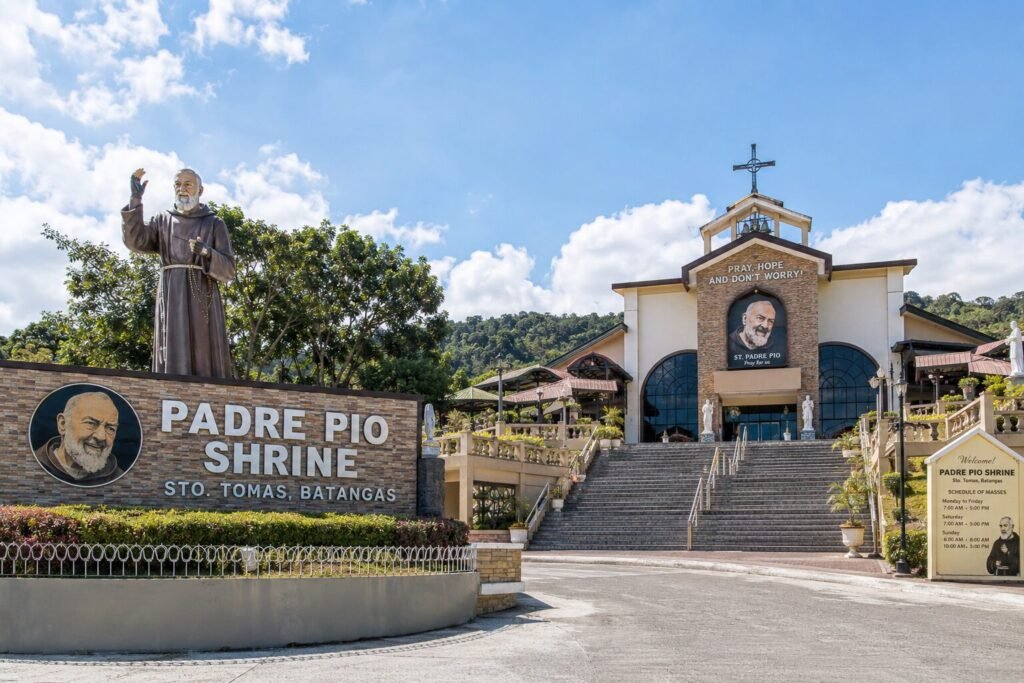  "National Shrine of Saint Padre Pio Sto Tomas Batangas - 30 minutes from Lipa"